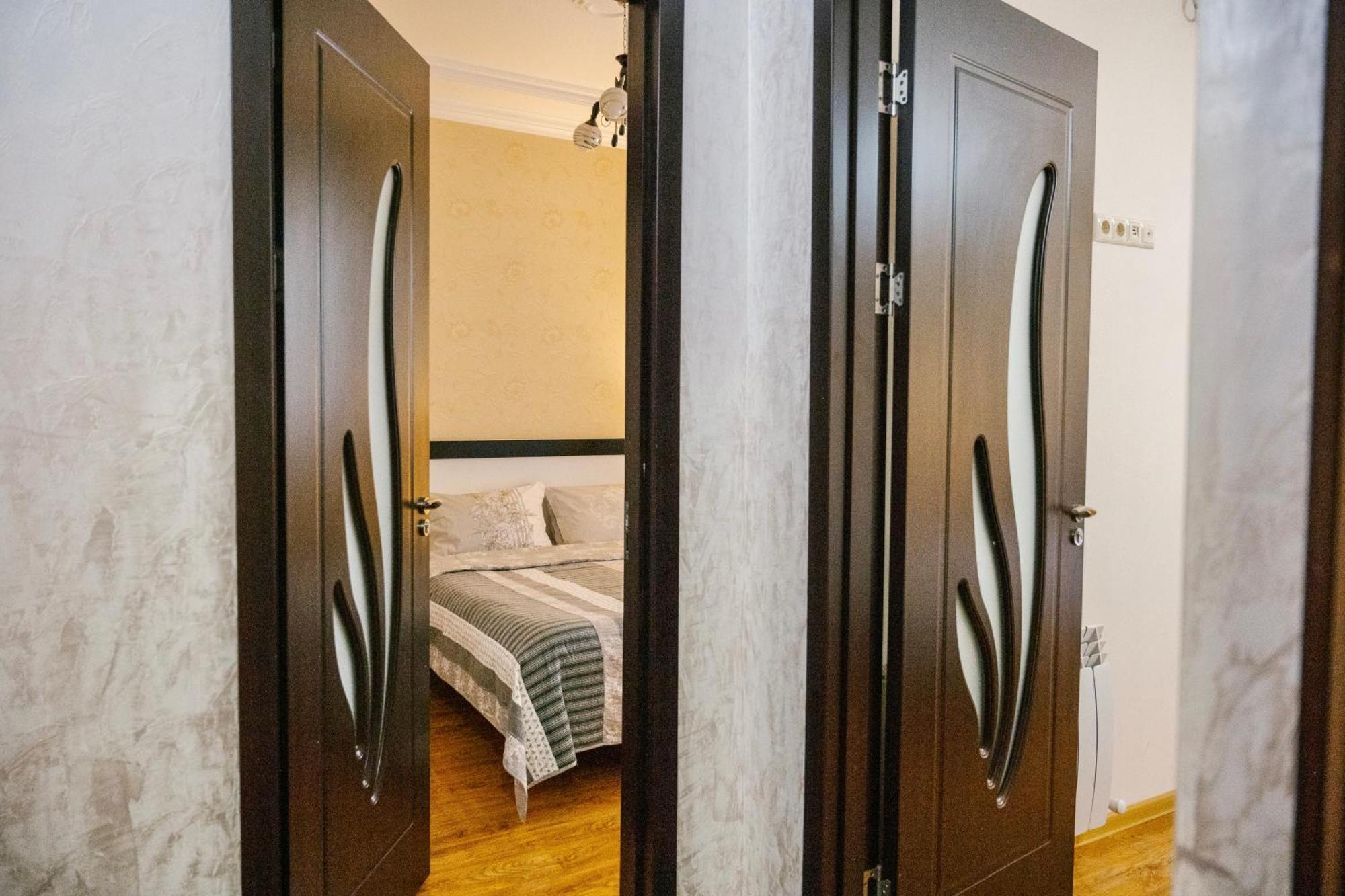 Ekaterine'S Apartments Batumi Eksteriør bilde