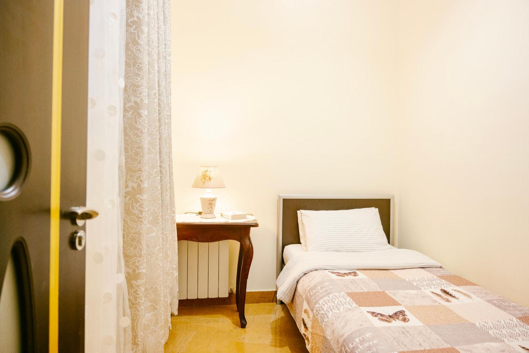 Ekaterine'S Apartments Batumi Rom bilde