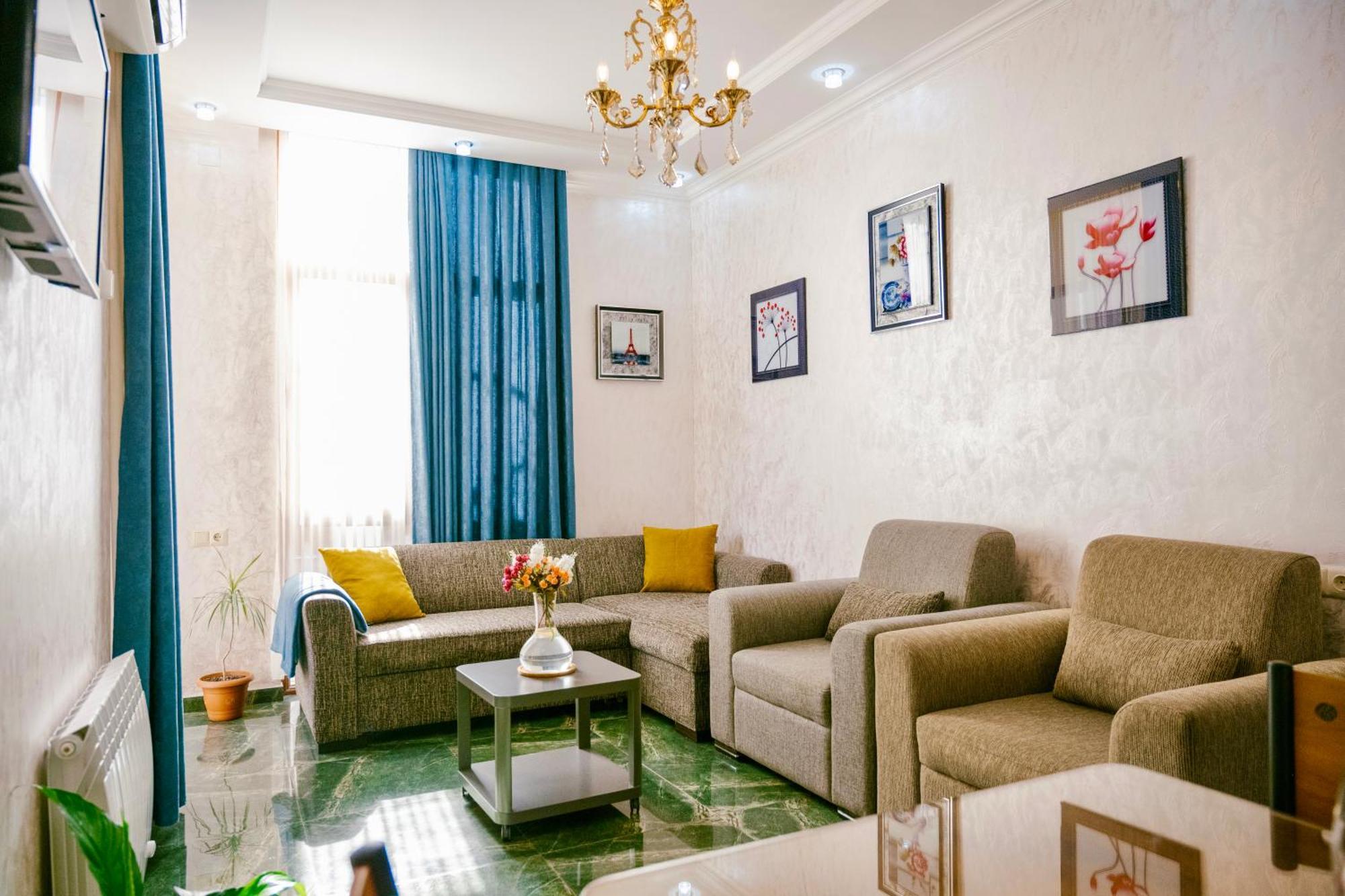 Ekaterine'S Apartments Batumi Rom bilde