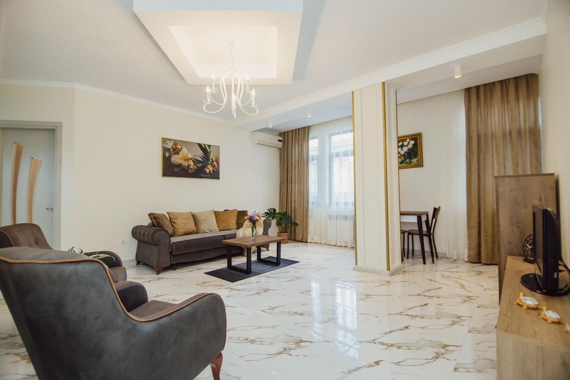 Ekaterine'S Apartments Batumi Eksteriør bilde